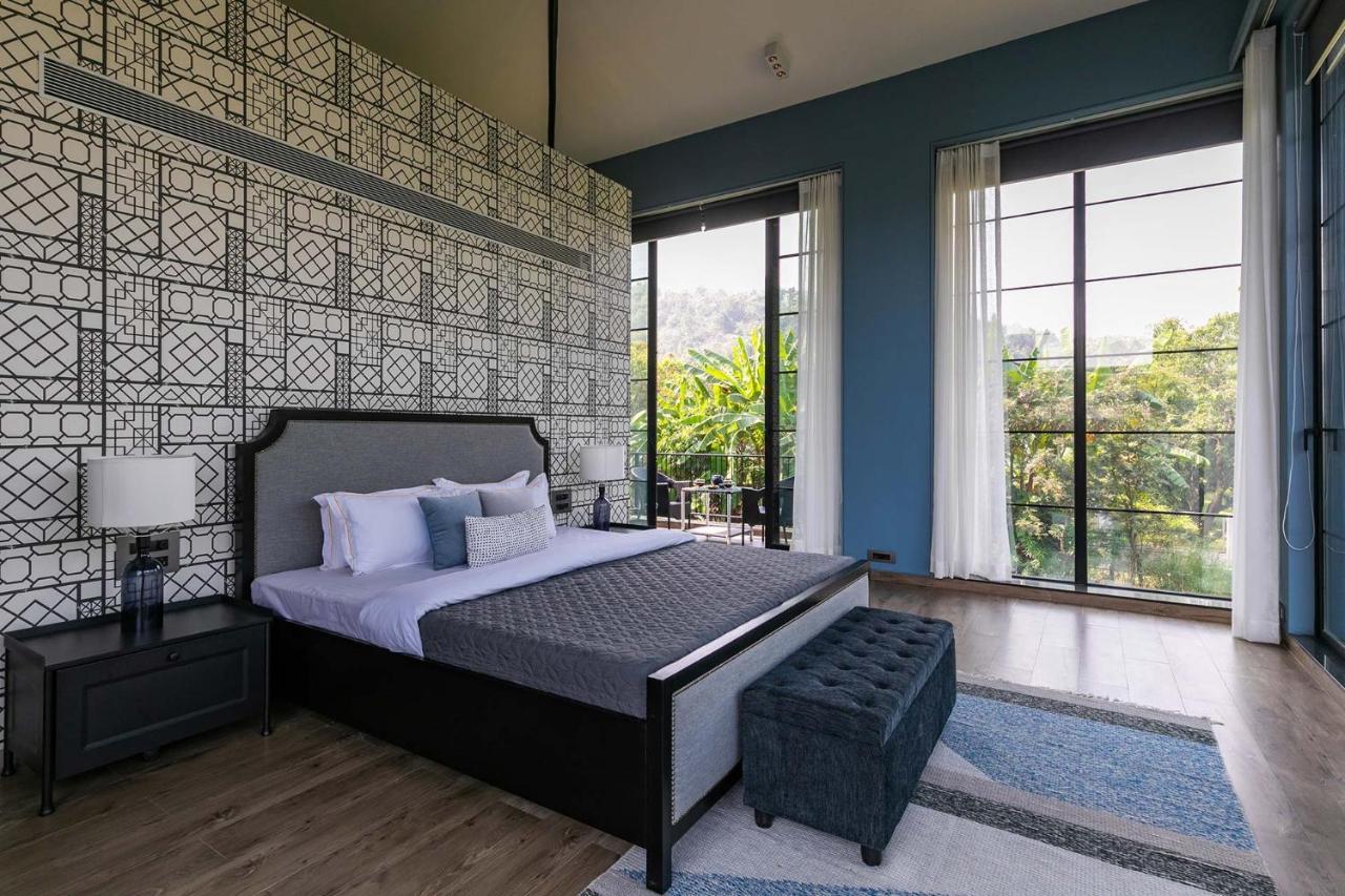 אליבג Stayvista At The Charcoal Villa Luxury Collection מראה חיצוני תמונה