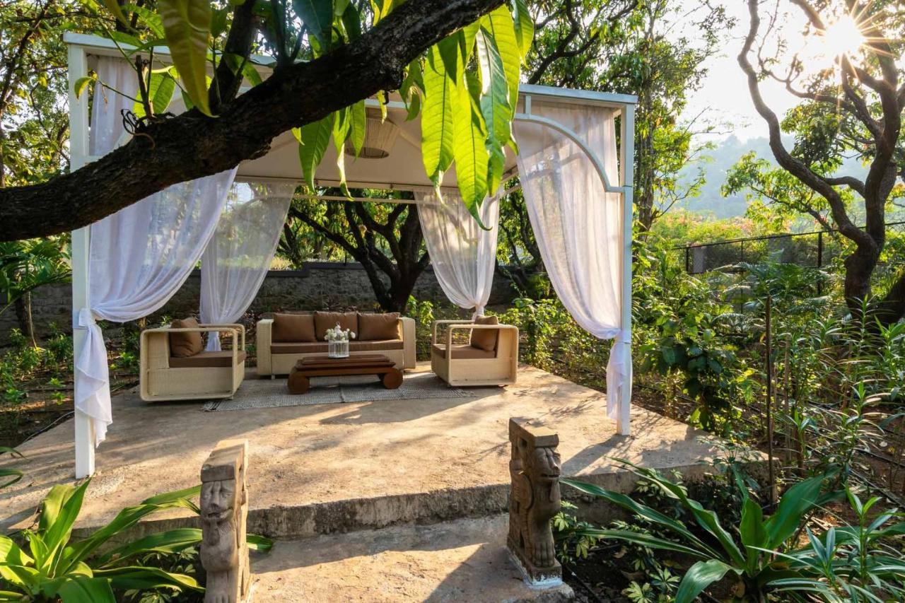 אליבג Stayvista At The Charcoal Villa Luxury Collection מראה חיצוני תמונה