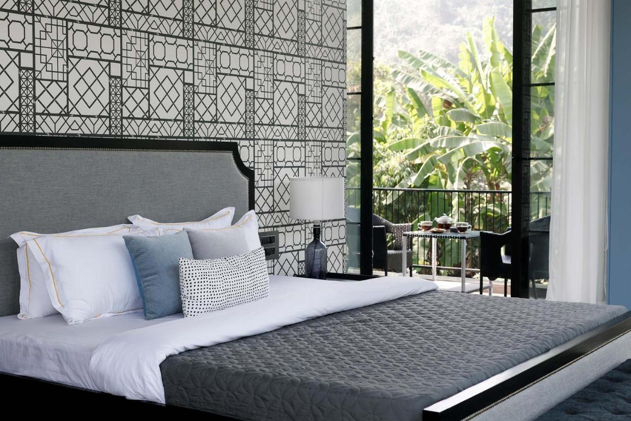 אליבג Stayvista At The Charcoal Villa Luxury Collection מראה חיצוני תמונה