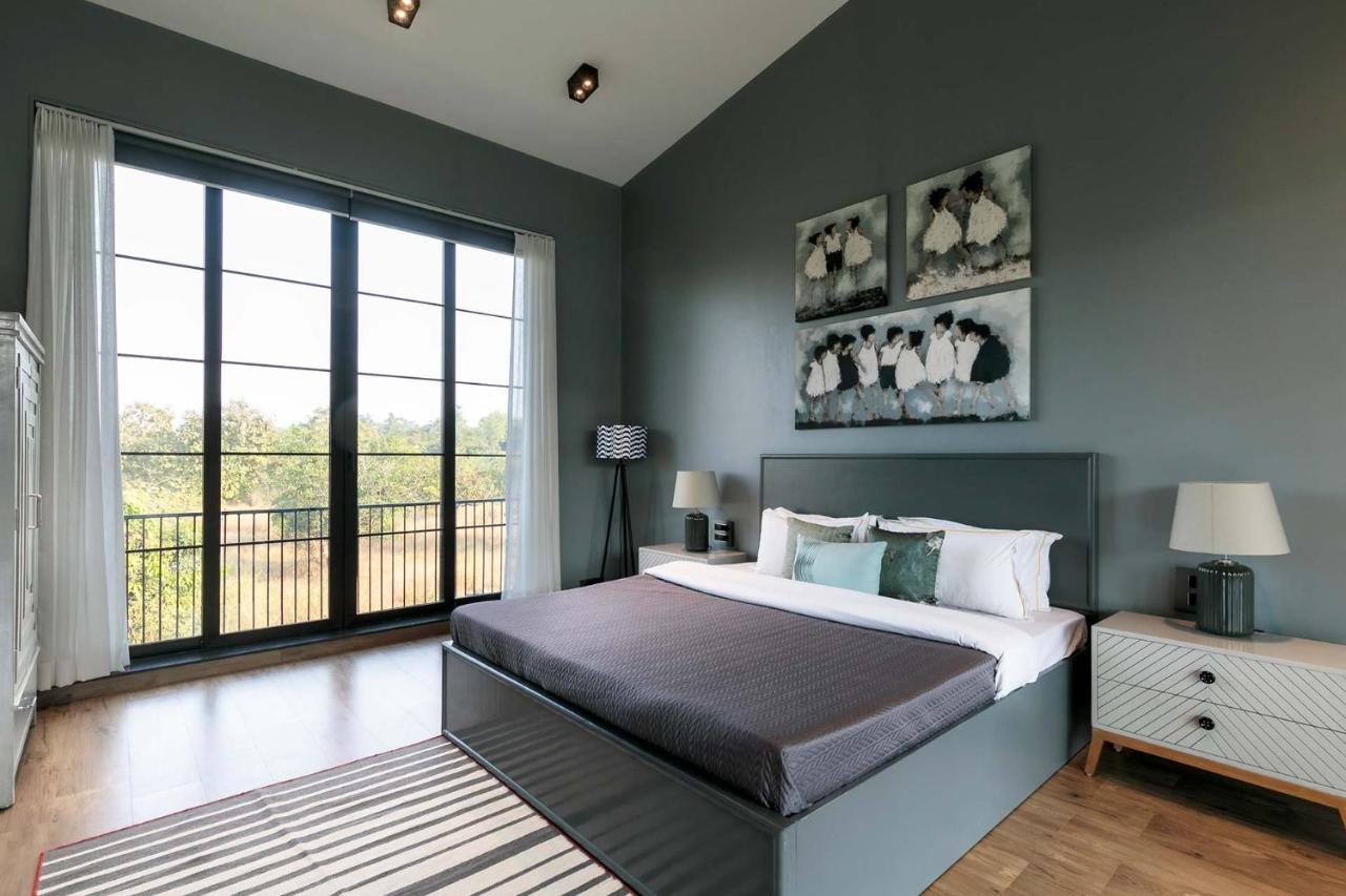אליבג Stayvista At The Charcoal Villa Luxury Collection מראה חיצוני תמונה